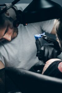 lifestyle advantages to changing careers and becoming a Tattoo Artist