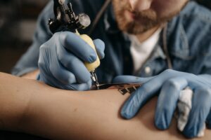 change careers and become a tattoo artist in chicago