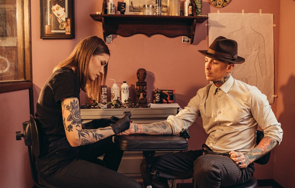 Conviértete en un experto en diseño de tatuajes