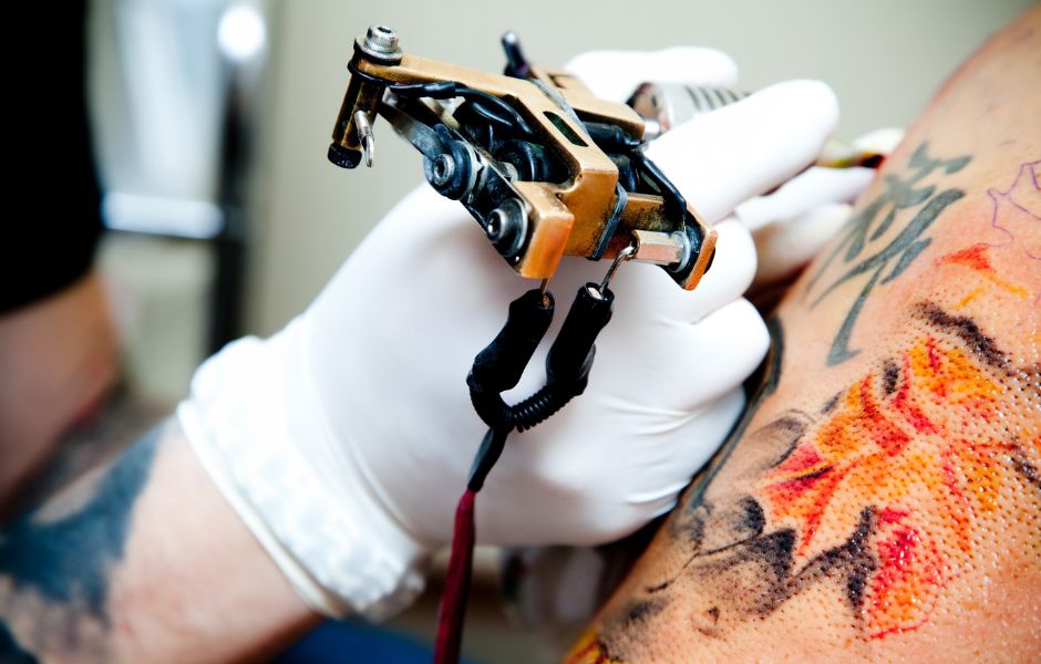 Lanzando su carrera de tatuaje en Filadelfia