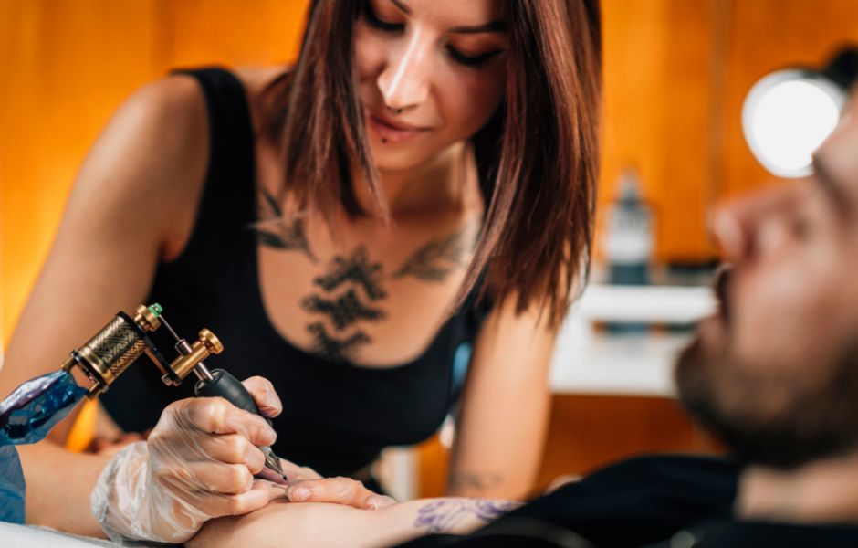 Tatuador en Los Ángeles